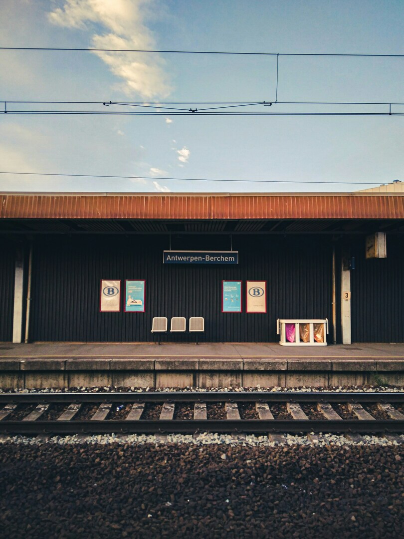Berchem station